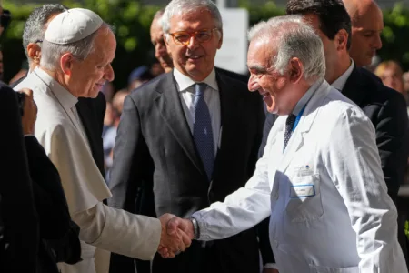 Pope Leo XIV diagnosed with lung cancer